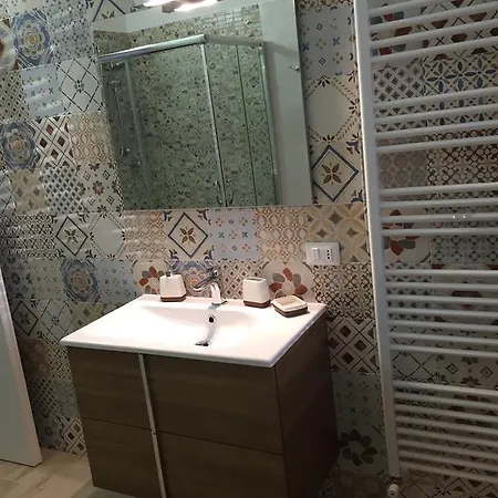 Nuova Apartament